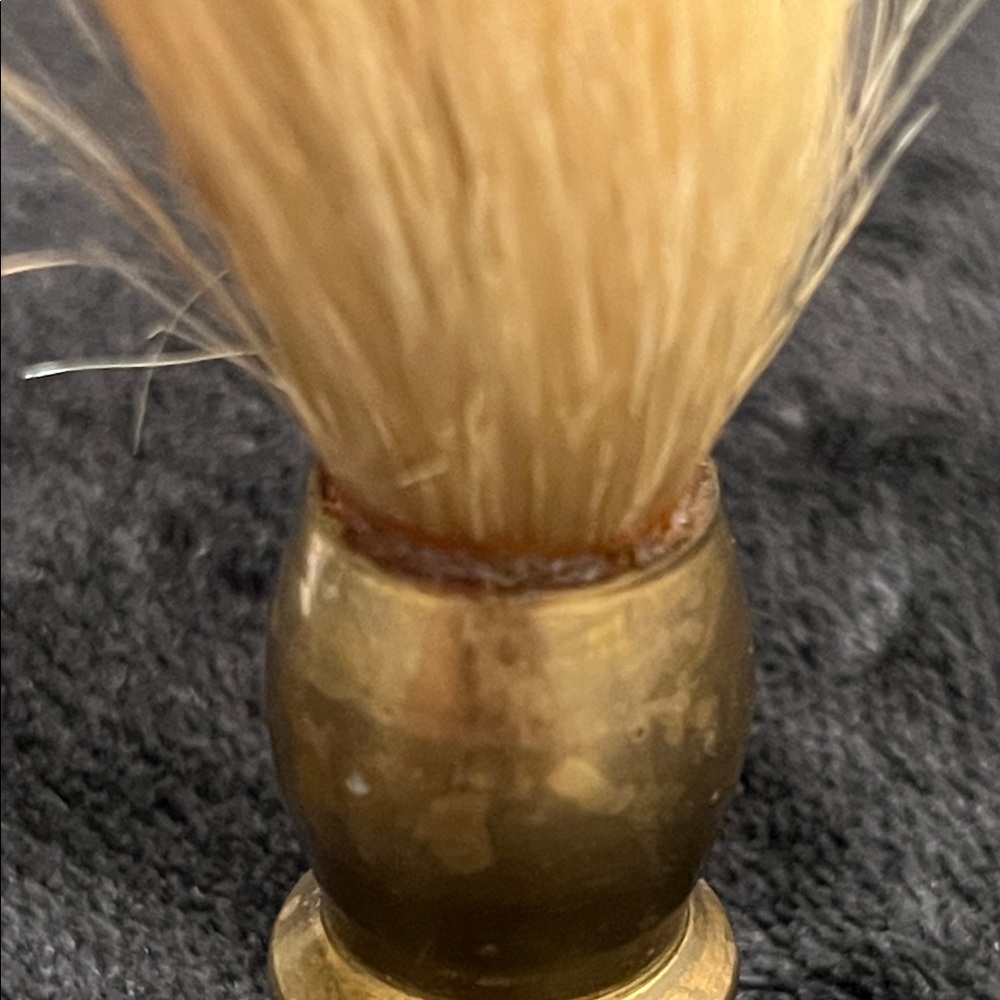 Vintage Gold Shaving Brush and Razor Set - Picture 5 of 5